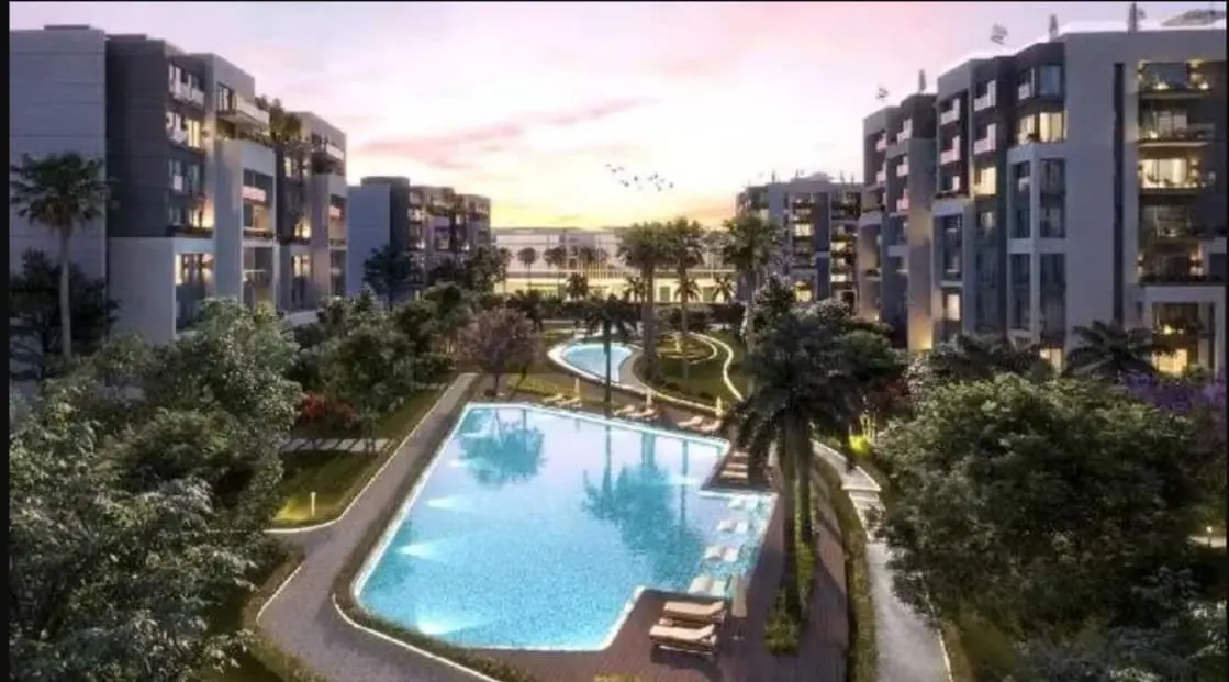 Compound Isola Sheraton